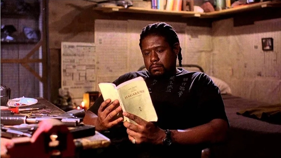 Ghost Dog reads from the bushido samurai text HAGAKURE.